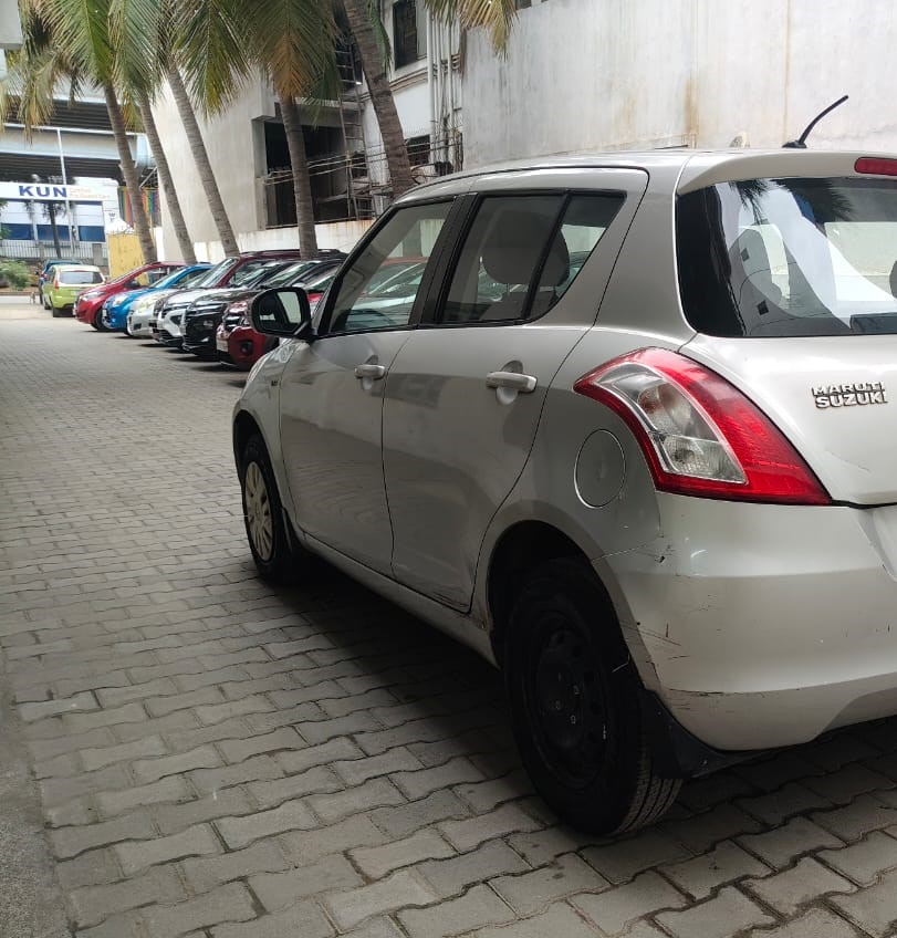 Maruti Suzuki Swift(2011-2014) Vxi